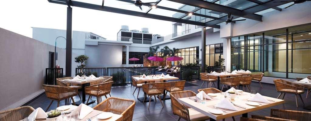 Hilton Garden Inn Puchong Nhà hàng bức ảnh