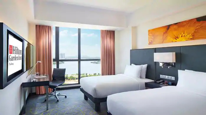 Hilton Garden Inn Puchong Ngoại thất bức ảnh